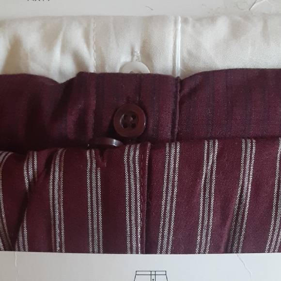 H&M Burgundy and White Striped Boxers 3-Pack - Picture 6 of 6